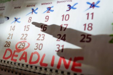 Masaüstü takvim, işareti işaretler işaretler.