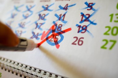 Duvar takvimi, işaretleyici işaretleri önemli tarihler, son tarih