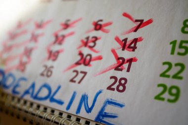 Duvar takvimi, işaretleyici işaretleri önemli tarihler, son tarih