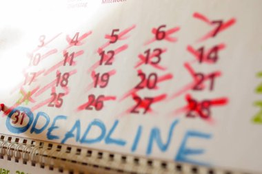 Duvar takvimi, işaretleyici işaretleri önemli tarihler, son tarih