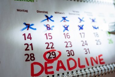 Duvar takvimi, işaretleyici işaretleri önemli tarihler, son tarih