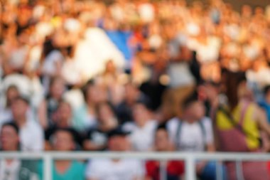 bulanık kalabalık stadyum tribün adlı bir spor olayı olarak