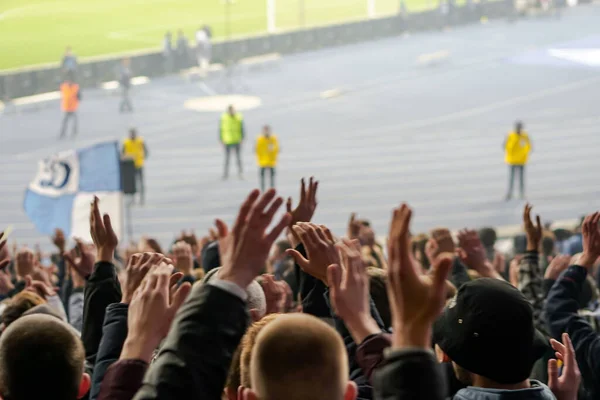 Foule Supporters Football Les Fans Applaudir Studium — Photo