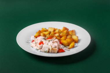 Menü için patates ile tavuk, Türkiye