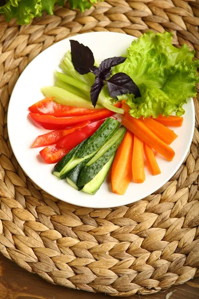 Snack saludable de verduras crudas — Foto de Stock