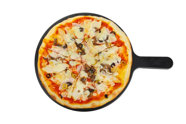 Pizza sobre pizarra blanca aislada blanca — Foto de Stock