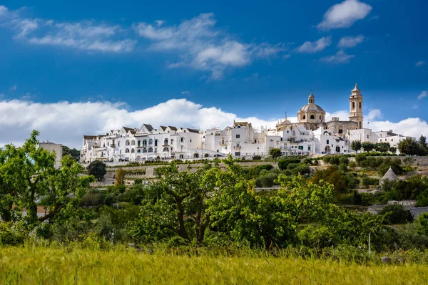 Locorotondo, Puglia, İtalya'nın dış görünümü