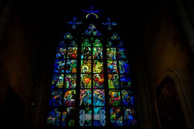 St Vitus vitray pencere