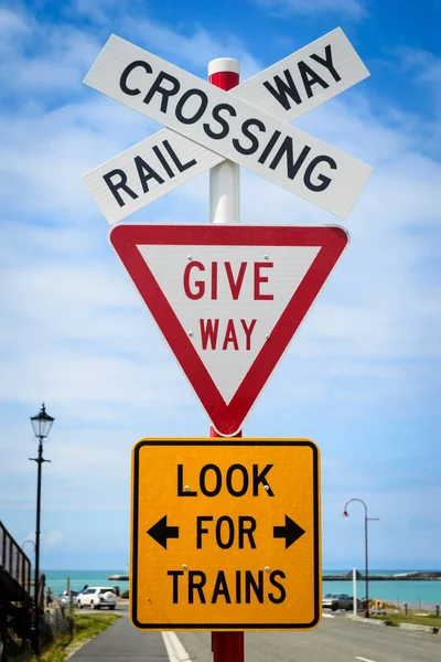 Bahnübergang signalisiert Neuseeland — Stockfoto