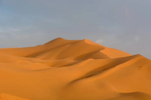 Soluppgång vid Erg Chebbi, Sahara, Marocko — Stockfoto