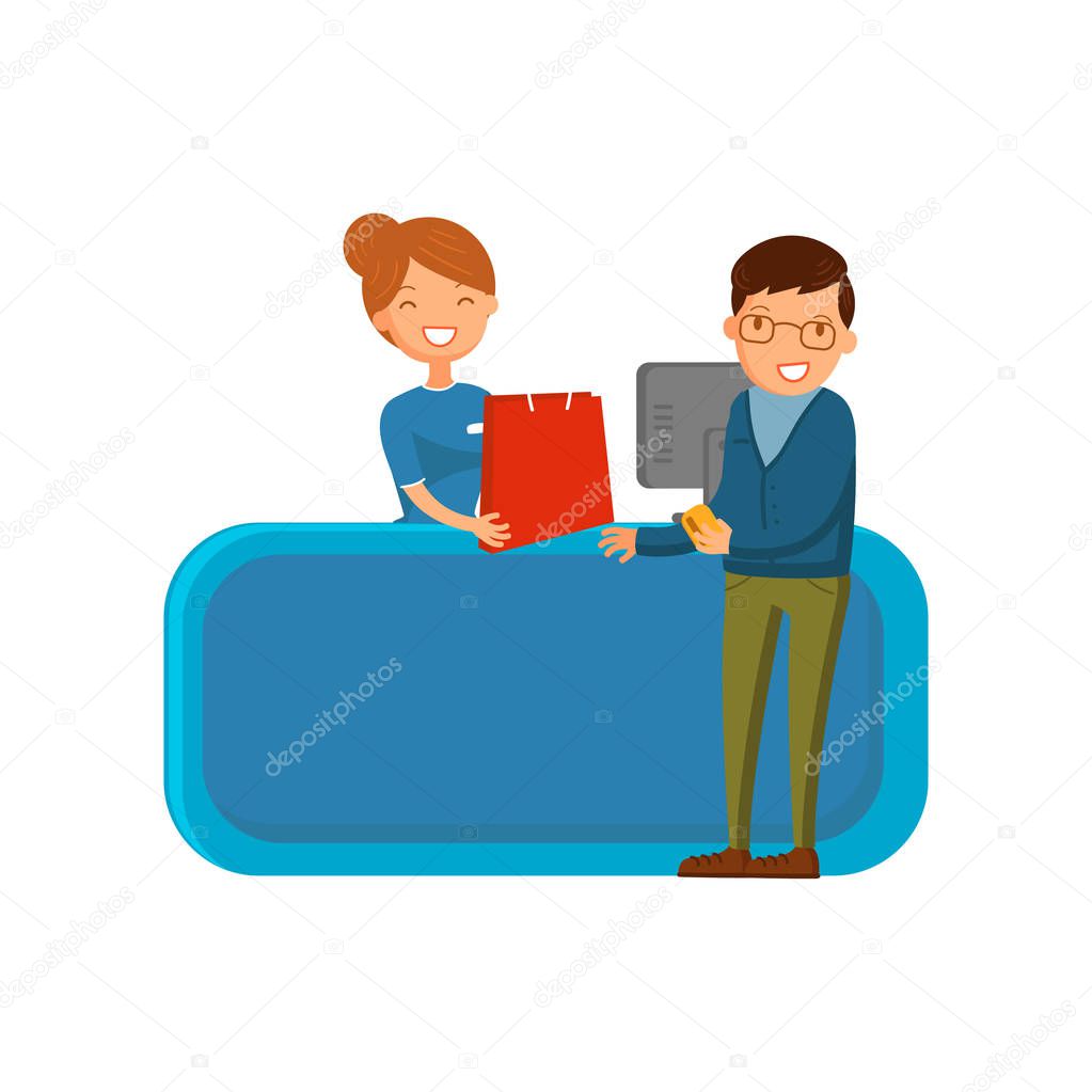 Sonriente al cliente compra ropa hombre comprando ropa en Sonriente al cliente compra ropa hombre comprando ropa en