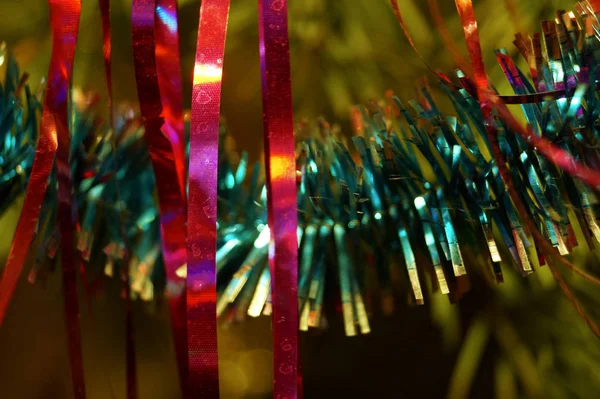 Des Décorations Lumineuses Brillantes Pour Noël Nouvel Sont Accrochées Une — Photo