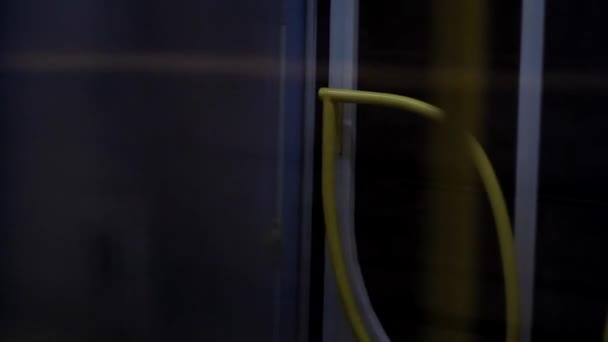Движение поезда в метро — стоковое видео