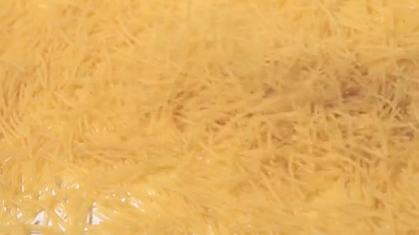 Macaroni close-up macro. bunch of uncooked noodles. — Stock Video