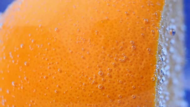 多汁柑橘浆特写。健康的生活方式，维生素，适当的营养，饮食，新鲜果汁. — 图库视频影像