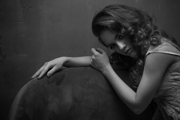 Black and white photo of sensual woman — Stock Photo, Image