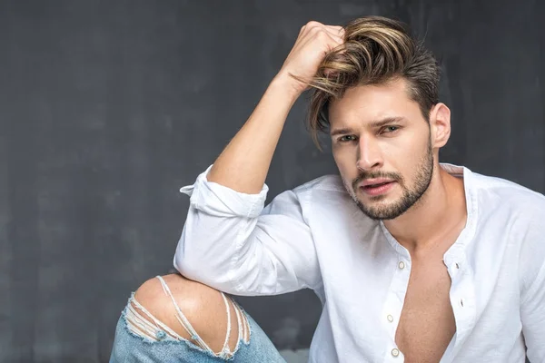 Sexy Männer in Jeans — Stockfoto