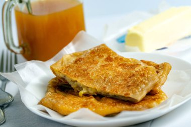 Crispy and soft banana cheese prata