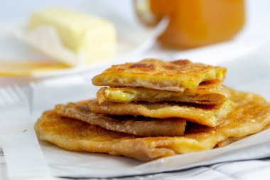 Crispy and soft banana cheese prata