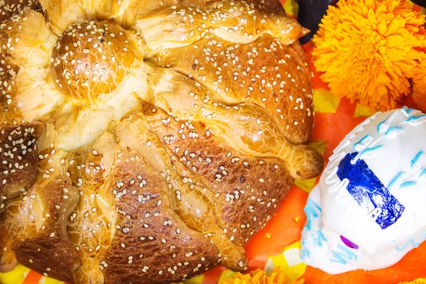 El pan muerto - el día de los muertos — Foto de Stock