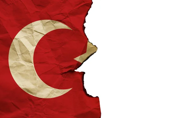 Le drapeau brûlé de Turquie sur fond blanc, image conceptuelle sur le terrorisme et les guerres dans le monde — Photo