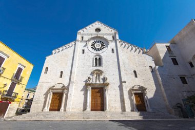 Kurumlu Basilica di San Nicola Kilisesi İtalya'nın ana Cephesi