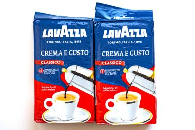  Lavazza kahve Bologna ile paketleri