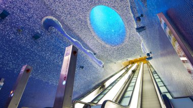  Toledo metro istasyonu iç Napoli