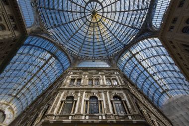 Galleria Umberto çatısı cam ben Napoli, İtalya