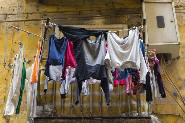 Ünlü çeyrek Quartieri Spagnoli Napoli, İtalya