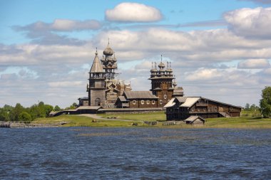 Eski geleneksel Rus kiliseler Rusya Kizhi Island şaşırtıcı görünümü