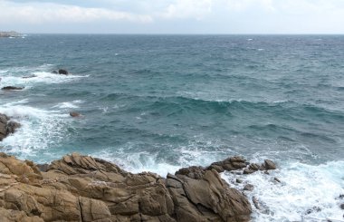 Yumuşak fırtına, Deniz rüzgarlı ve gri gündüz, doğa resmi