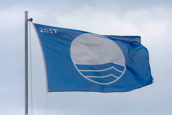 Blauwe Vlag Symbool Van Ecologische Stranden Griekenland — Stockfoto