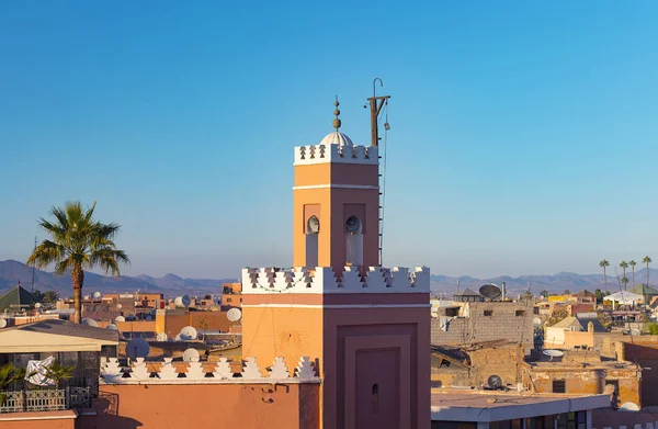 Marakeş Marakeş Panoramik Manzarası Şehrin Eski Bir Kısmı Medine Minaredir — Stok fotoğraf
