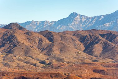 Afrika, peyzaj orta Atlas Dağları'nın kuzey kesiminde yüksek Atlas Dağları