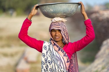 28 Şubat Agra Hint kadın işçi. 2018 yılında Hindistan