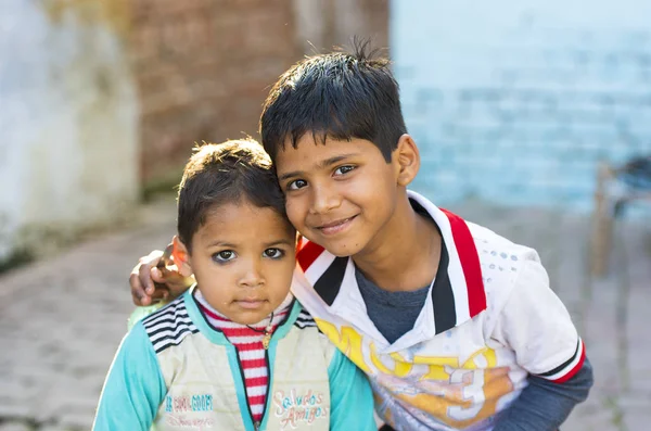 Mathura Febrero Adolescentes Indios Una Calle Ciudad Mathura Febrero 2018 —  Fotos de Stock