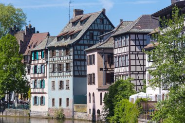 Petite France bölgesi Strazburg görünümünü