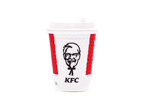 肯塔基 11月23日 11月23日在肯塔基州与Kfc Logo或Kentucky Fried Chicken在白人背景下分离的杯 2019年Usa — 图库照片