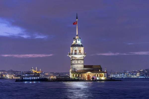 Maiden Tower Vagy Kiz Kulesi Éjjel Isztambulban Törökországban — Stock Fotó