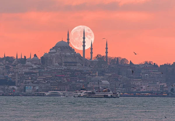 Coucher Soleil Sur Mosquée Mer Istanbul Turquie — Photo