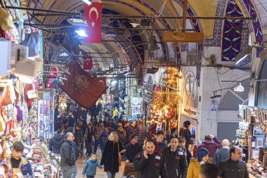 İstanbul - 28 Aralık: 28 Aralık 'ta İstanbul' daki Grand Bazar 'da Kapalıçarşı, Halk kalabalığı. Türkiye 'de 2019
