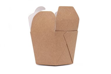 Karton kutu, boş kağıt kap beyaz arkaplanda izole edildi