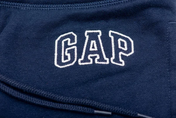 Berlin Μαΐου Λογότυπο Gap Στην Επιφάνεια Του Παντελονιού Gap Clothing — Φωτογραφία Αρχείου