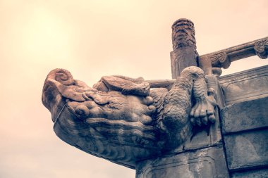 Pekin, taş oyma ejderha, Çin