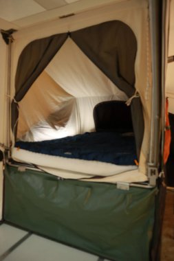 Kamp için karavan çadırı..