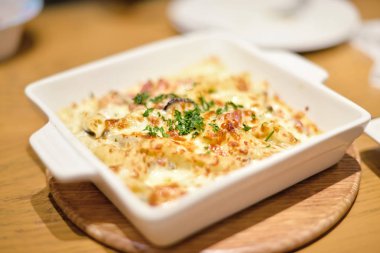 Lazanya tablo: portre