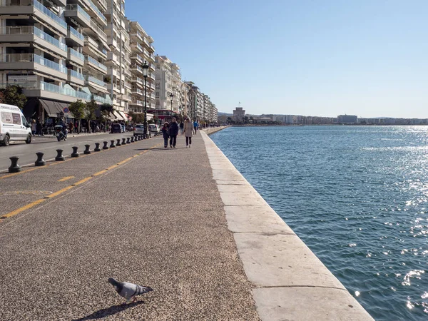 Selanik 'in gezinti güvertesi manzarası.