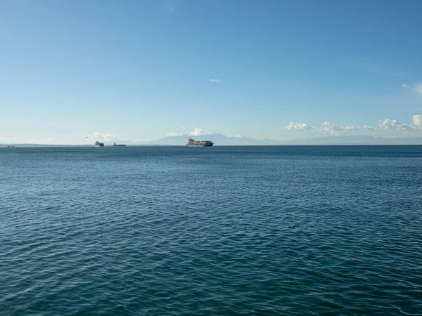 Selanik 'teki gezinti güvertesinden deniz manzarası.