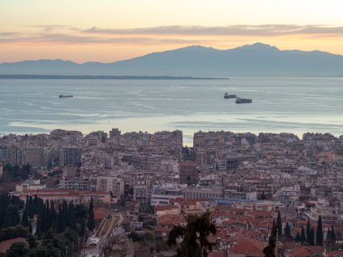 Günbatımında Selanik 'in Panoraması.